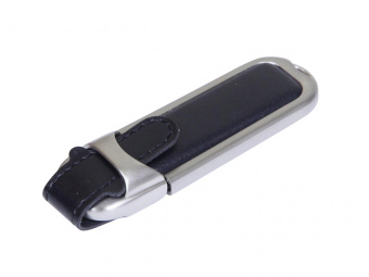 USB 2.0- флешка на 32 Гб с массивным классическим корпусом (черный, серебристый)