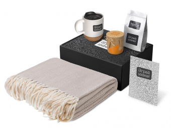 Подарочный набор Re:y. Nest с пледом, кружкой и вареньем (белый)