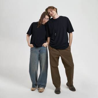 Футболка унисекс премиум AURA, 100% хлопок 200гр. черный, размер XS/S